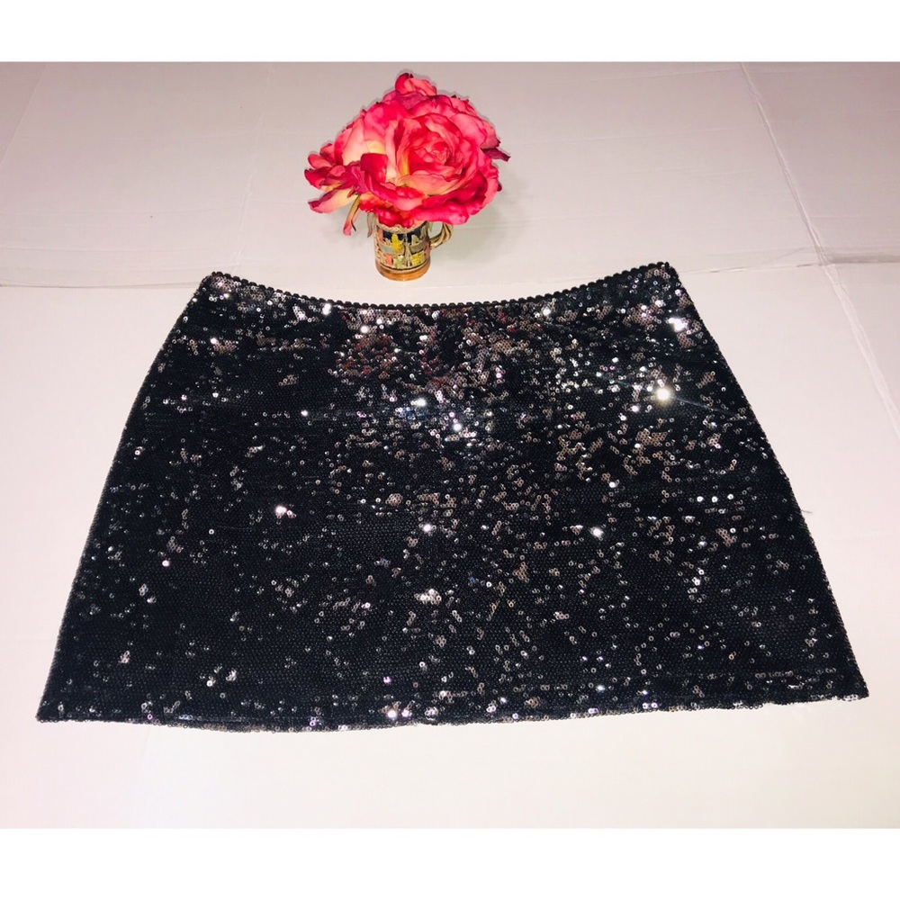 SEQUIN MINI SKIRT BLACK FOREVER 21